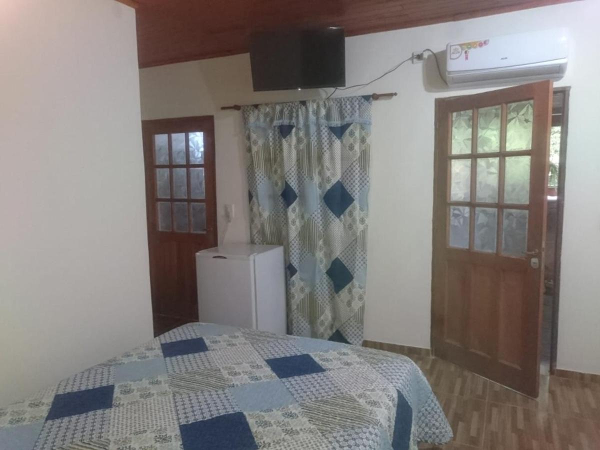 Alojamiento De La Abu Hotel Puerto Iguazu Luaran gambar